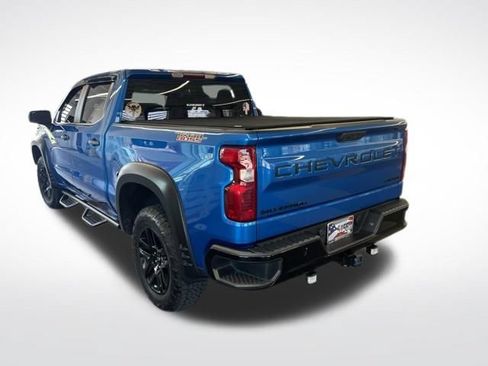 Used 2022 Chevrolet Silverado 1500 Custom Trail Boss w/ LPO, Dark Essentials Package AWD/4WD image 7