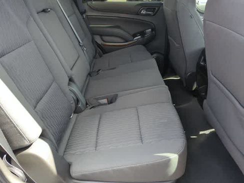 Used 2019 Chevrolet Tahoe LS AWD/4WD image 19