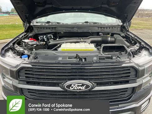 Used 2025 Ford F150 Platinum image 44