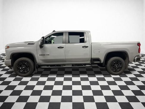 Used 2024 Chevrolet Silverado 3500 LT w/ Z71 Sport Edition image 6