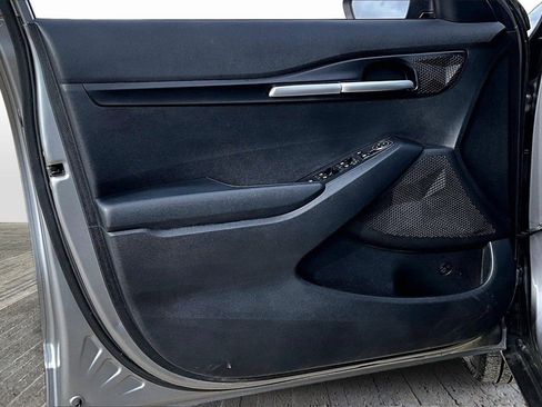 Certified 2022 Kia Seltos LX image 18