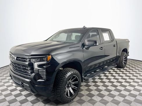 Used 2023 Chevrolet Silverado 1500 RST w/ Rally Edition AWD/4WD image 4