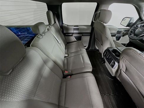 Used 2018 Ford F150 XLT w/ Equipment Group 302A Luxury image 26