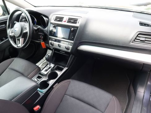 Used 2017 Subaru Legacy 2.5i Premium AWD/4WD image 10