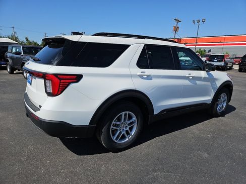New 2026 Ford Explorer Active w/ Active Comfort Package RWD image 13