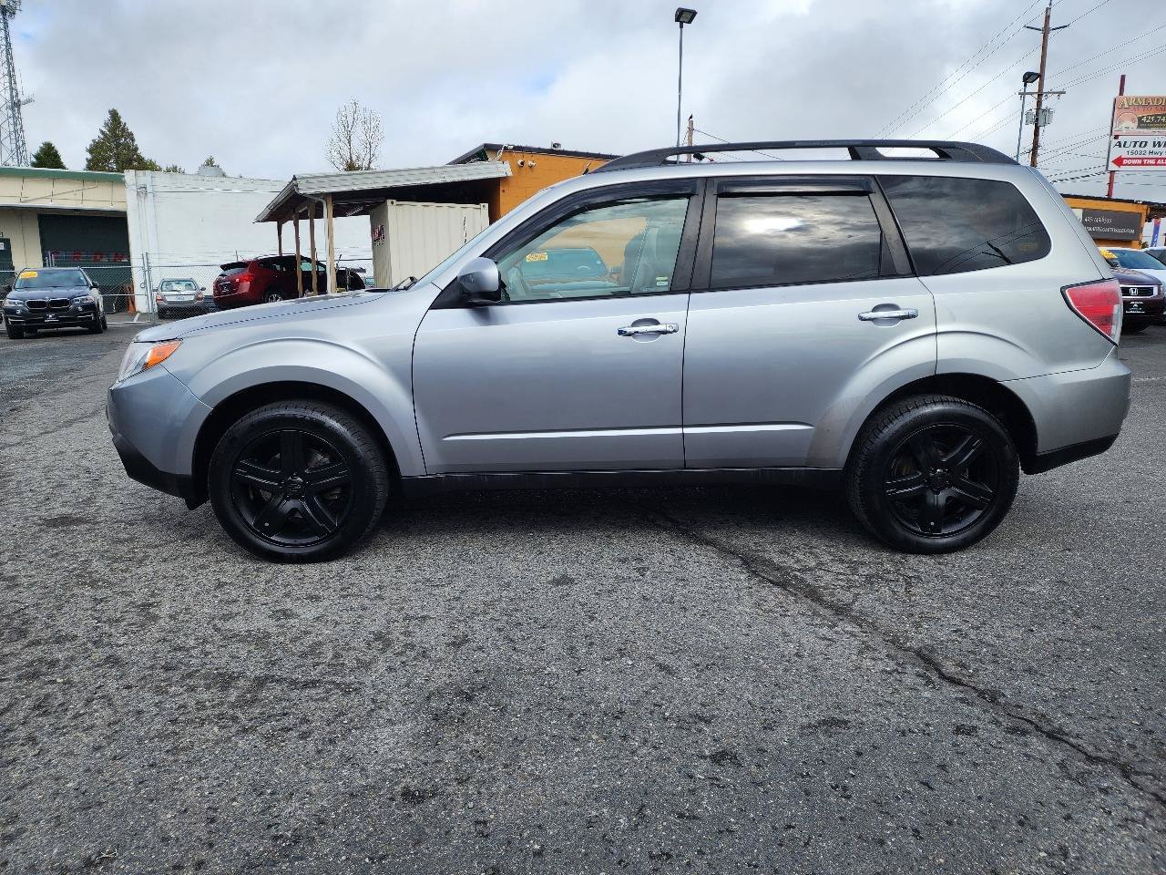 Used 2010 Subaru Forester 2.5X Premium w/ Popular Equipment Group 5B AWD/4WD image 10