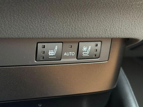 Certified 2025 Lexus ES 300h F Sport w/ Accessory Package (Z2) FWD image 32