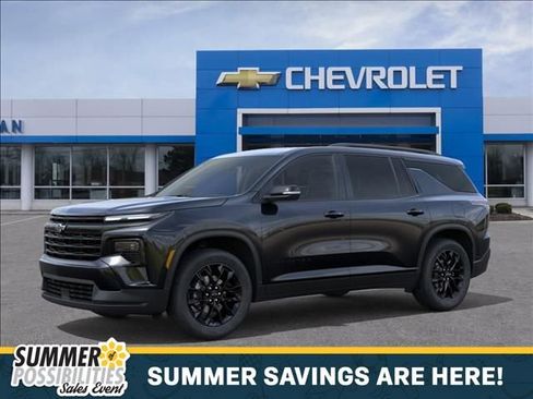 New 2026 Chevrolet Traverse LT w/ Midnight/Sport Edition FWD image 2