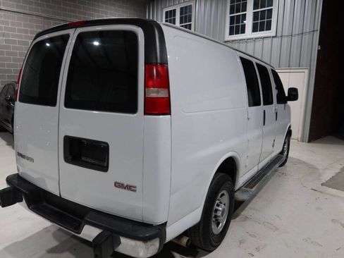 Used 2018 GMC Savana 2500 w/ Driver Convenience Package RWD image 5