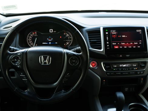 Used 2016 Honda Pilot EX-L image 29