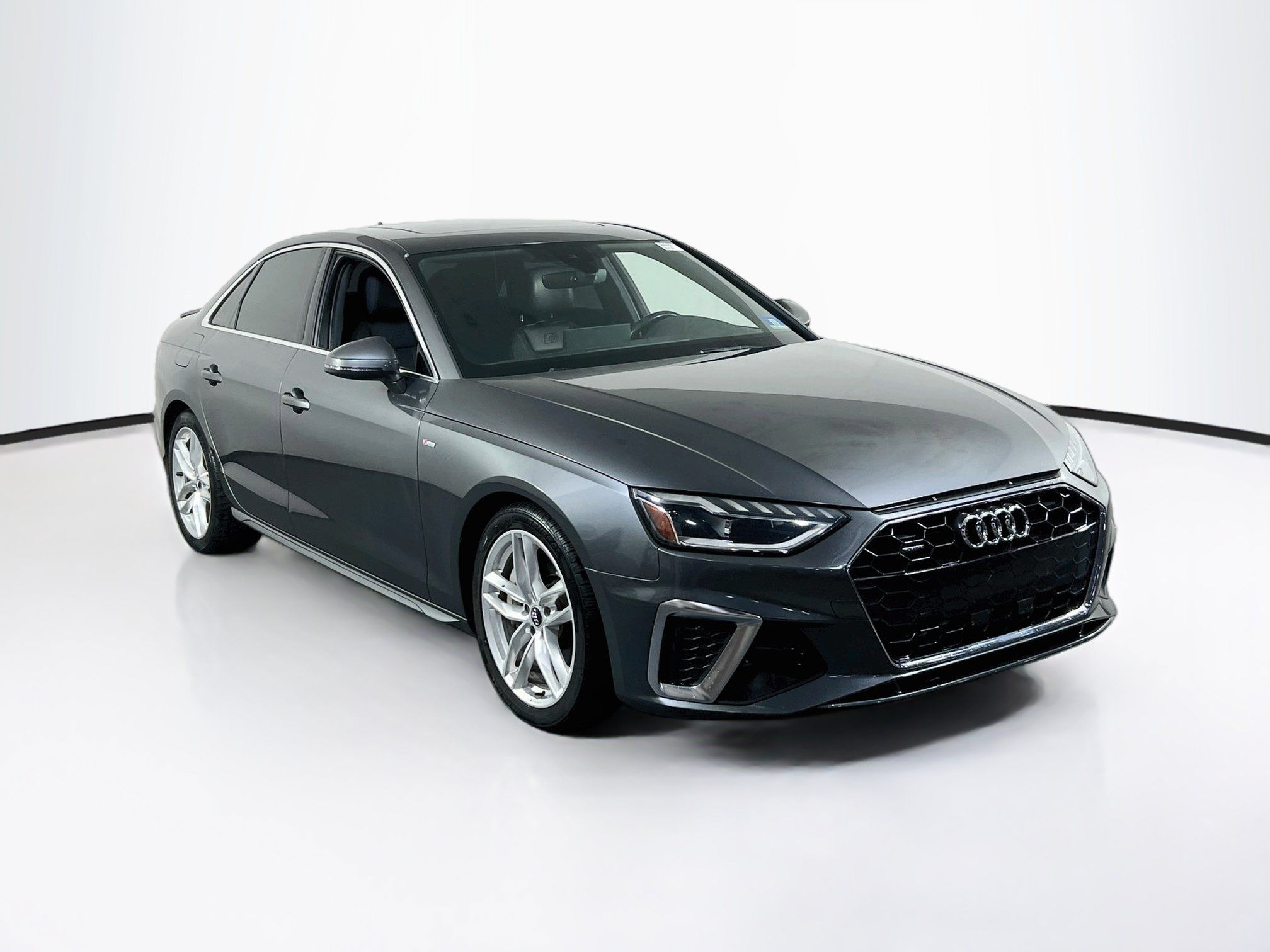 Used 2020 Audi A4 2.0T Premium Plus w/ Premium Plus Package AWD/4WD image 3