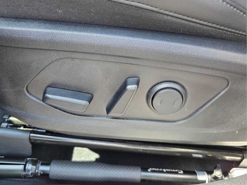 Used 2024 Kia Sorento S w/ Panoramic Sunroof Package FWD image 20