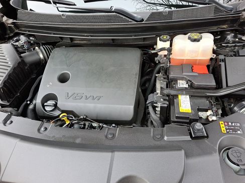 Certified 2023 Chevrolet Traverse LT image 30