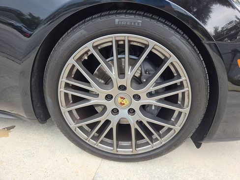 Used 2023 Porsche Panamera Platinum Edition RWD image 21