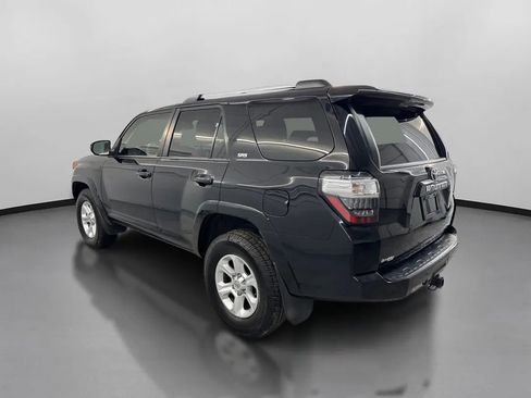 Used 2022 Toyota 4Runner SR5 image 7