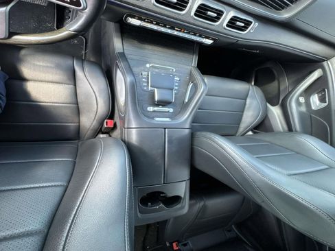 Used 2022 Mercedes-Benz GLS 450 4MATIC image 25