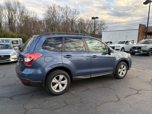 Used 2014 Subaru Forester 2.5i Premium w/ All-Weather Package image 6