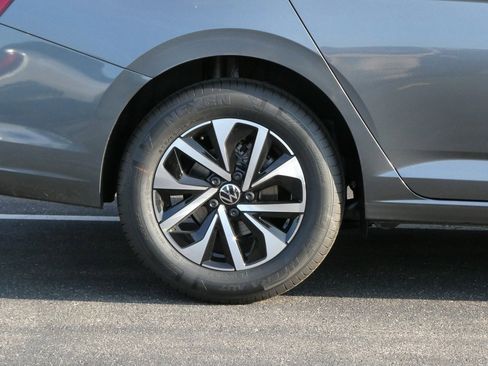 New 2025 Volkswagen Jetta S image 21