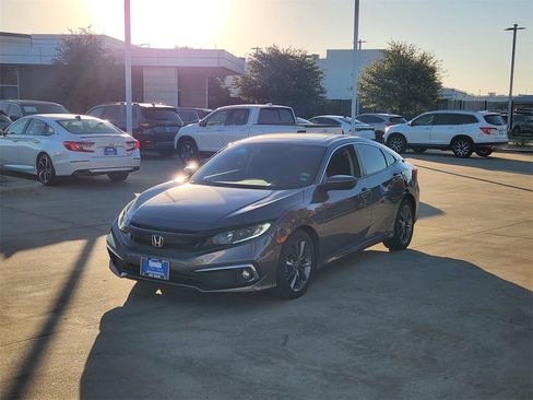 Certified 2021 Honda Civic EX image 3