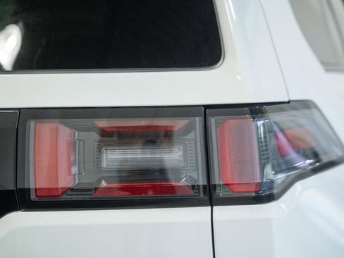 New 2026 Jeep Cherokee Overland w/ Trailer Tow Group AWD/4WD image 6