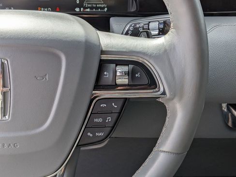 Used 2020 Lincoln Navigator Reserve w/ Luxury Package image 22