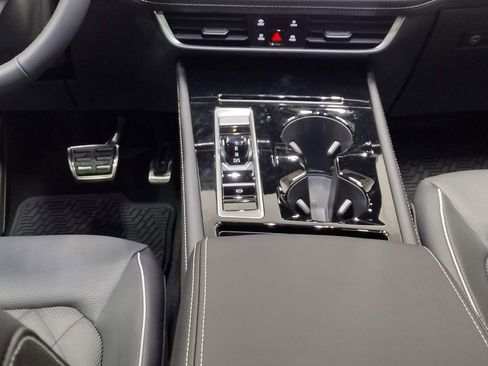 New 2026 Volkswagen Atlas SEL Premium R-Line image 42