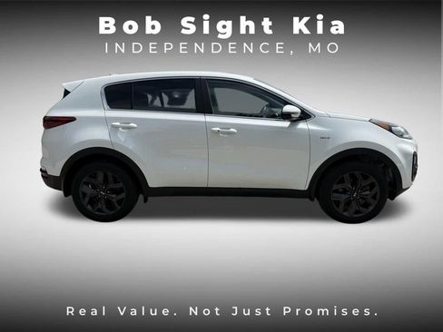 Used 2022 Kia Sportage LX w/ LX AWD Value Edition Package image 12
