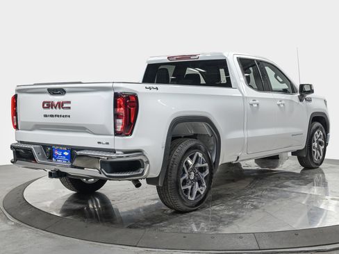 Used 2026 GMC Sierra 1500 SLE AWD/4WD image 7