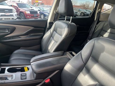 Used 2023 Nissan Murano SV image 14
