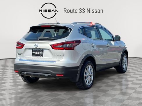 Used 2022 Nissan Rogue Sport SV w/ Technology Package AWD/4WD image 4