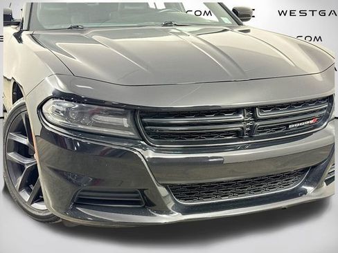 Used 2019 Dodge Charger SXT image 44