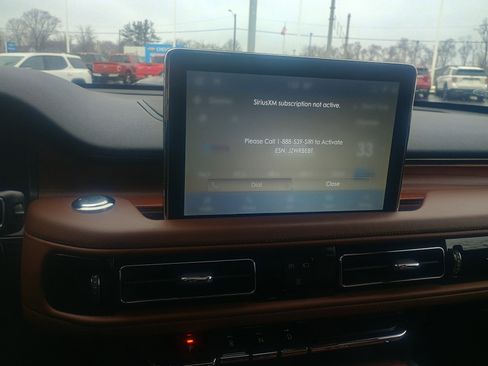 Used 2023 Lincoln Aviator Reserve image 26