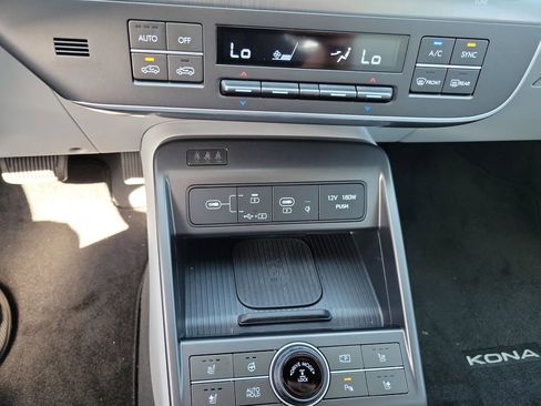 New 2025 Hyundai Kona Limited image 30