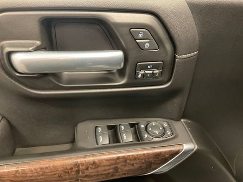 Used 2020 GMC Sierra 1500 Denali w/ Technology Package AWD/4WD image 18