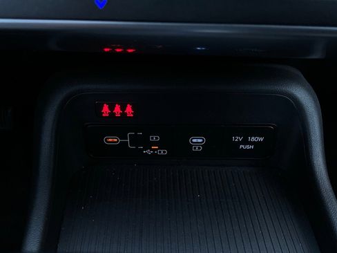 Used 2025 Hyundai Kona SEL image 26