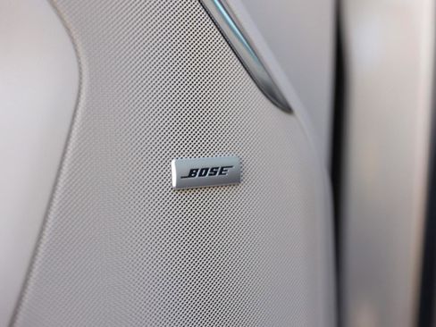 Used 2021 GMC Yukon Denali w/ Denali Premium Package image 18