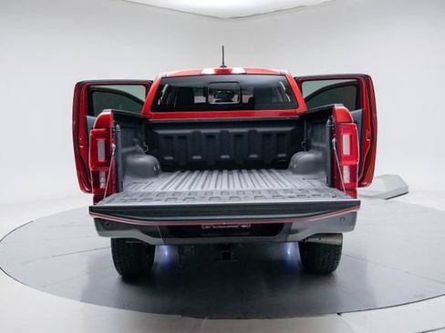 Used 2019 Ford Ranger XLT w/ Equipment Group 302A Luxury AWD/4WD image 20