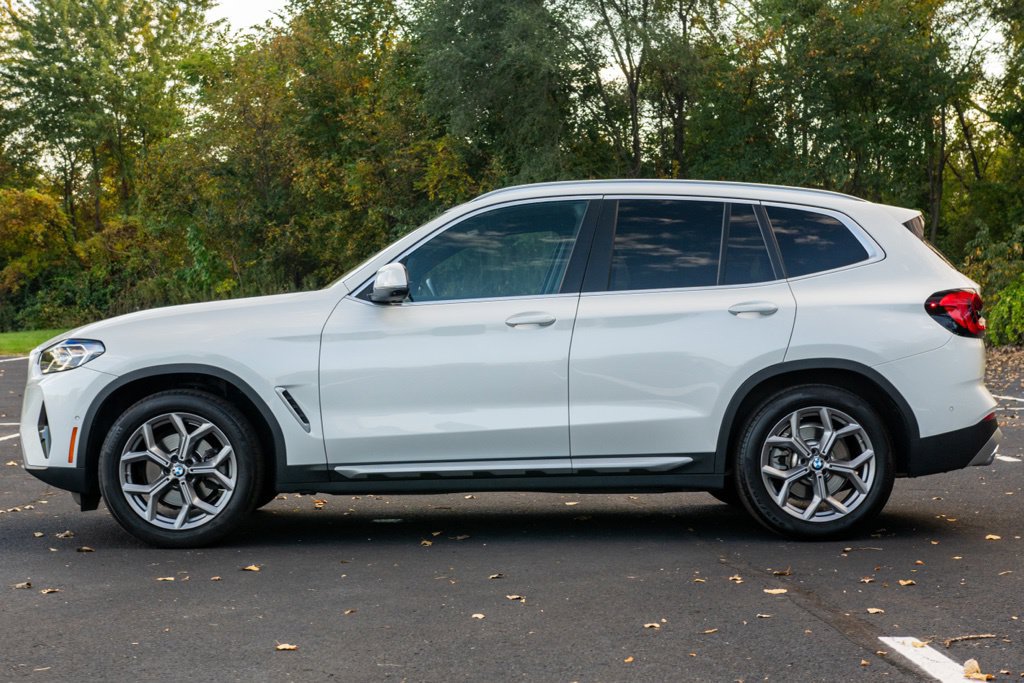 Certified 2023 BMW X3 xDrive30i w/ Premium Package AWD/4WD image 3