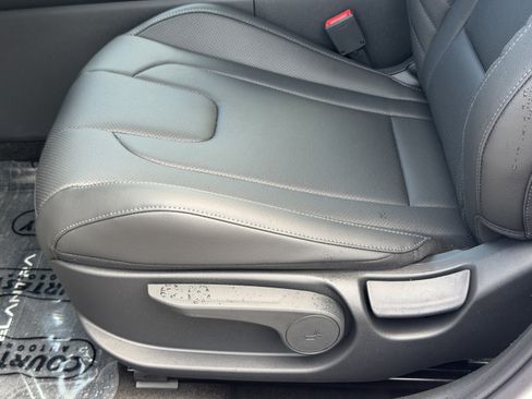 New 2026 Hyundai Elantra SEL Sport FWD image 19
