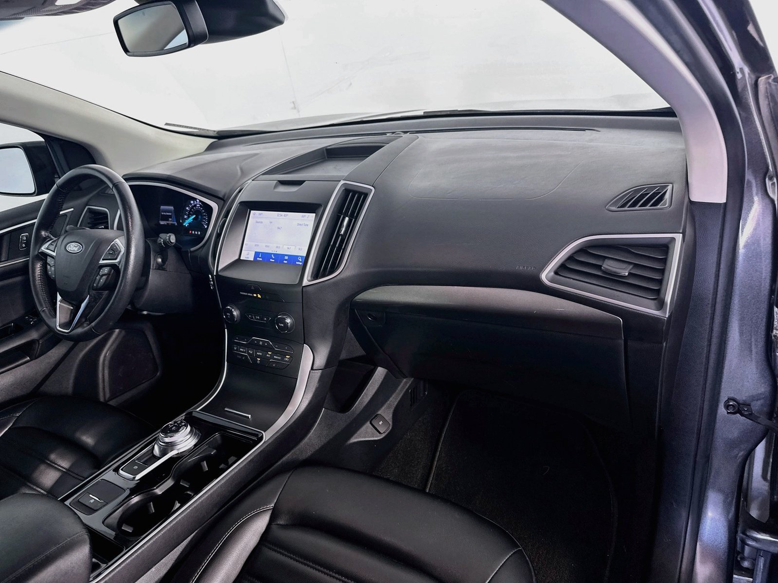 Used 2020 Ford Edge SEL FWD image 27