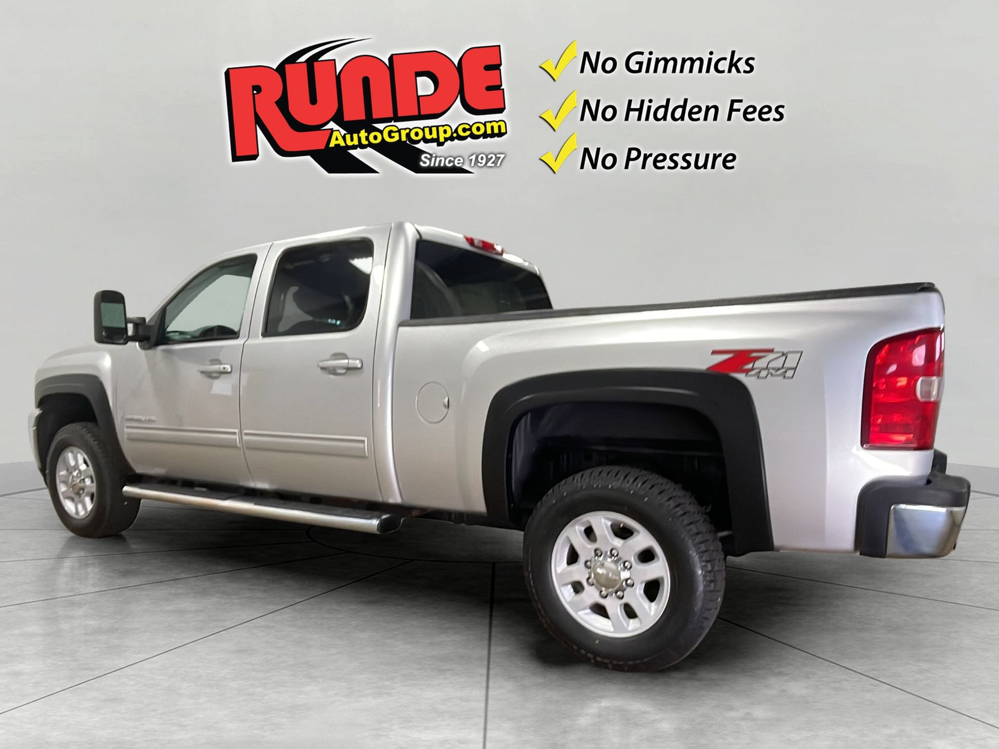 Used 2014 Chevrolet Silverado 3500 LTZ w/ LTZ Plus Package AWD/4WD image 4