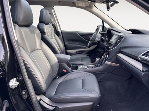 Certified 2023 Subaru Forester Limited image 15