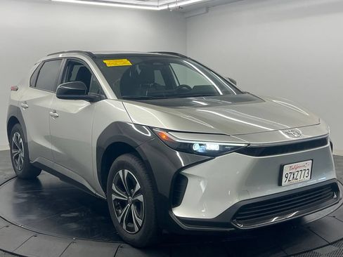 Used 2025 Toyota bZ4X FWD w/ Weather Package image 3