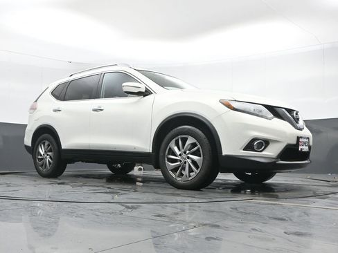Used 2014 Nissan Rogue SL image 42