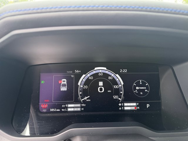 Used 2025 Toyota Tundra Platinum AWD/4WD image 17