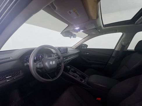 Certified 2024 Honda Accord EX image 18