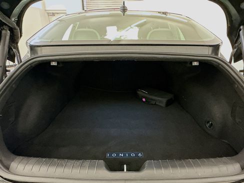 Used 2023 Hyundai Ioniq 6 Limited image 31