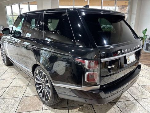 Used 2019 Land Rover Range Rover Autobiography image 4