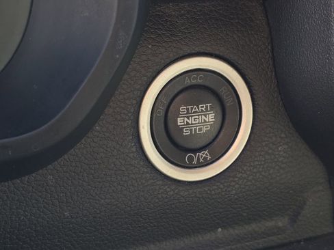 Used 2024 RAM 2500 Big Horn image 23