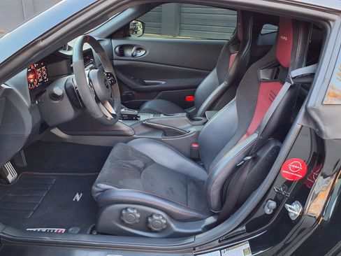 Certified 2024 Nissan Z NISMO w/ Floor Mat Package image 10